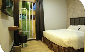 Eatern Hotel